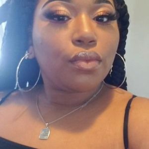 Meet your Posher, Jade